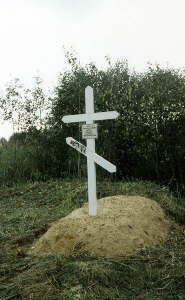 Opotschno: Gedenkstein